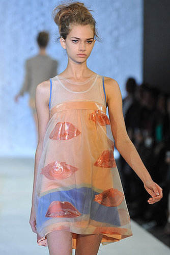 New York Fashion Week: Philosophy Di Alberta Ferretti Spring 2010 New York Fashion Week: Philosophy Di Alberta Ferretti Spring 2010