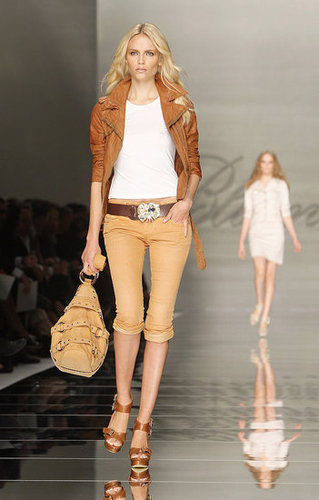 Milan Fashion Week: Blumarine Spring 2010 Milan Fashion Week: Blumarine Spring 2010