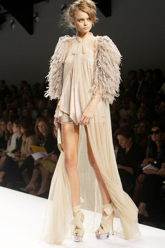 Milan Fashion Week: Fendi Spring 2010 Milan Fashion Week: Fendi Spring 2010