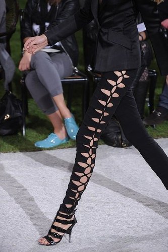 London Fashion Week: Julien Macdonald Spring 2010 London Fashion Week: Julien Macdonald Spring 2010