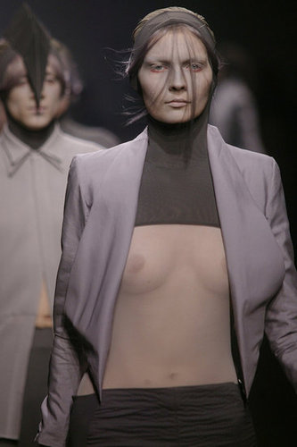Paris Fashion Week: Gareth Pugh Spring 2010 Paris Fashion Week: Gareth Pugh Spring 2010