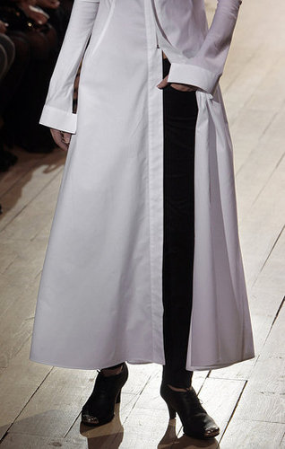 Paris Fashion Week: Yohji Yamamoto Spring 2010 Paris Fashion Week: Yohji Yamamoto Spring 2010