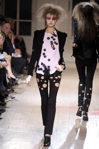 Paris Fashion Week: Yohji Yamamoto Spring 2010 Paris Fashion Week: Yohji Yamamoto Spring 2010
