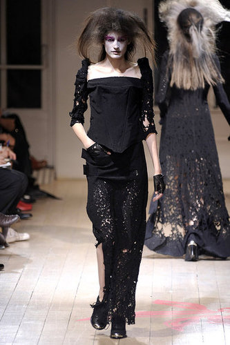 Paris Fashion Week: Yohji Yamamoto Spring 2010 Paris Fashion Week: Yohji Yamamoto Spring 2010