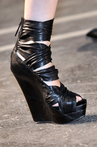 Paris Fashion Week: Givenchy Spring 2010 Paris Fashion Week: Givenchy Spring 2010