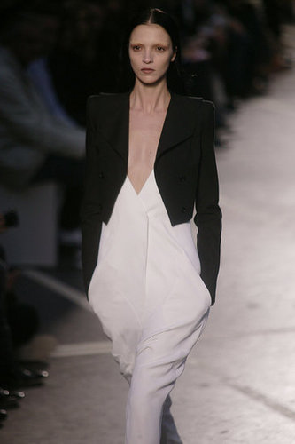 Paris Fashion Week: Givenchy Spring 2010 Paris Fashion Week: Givenchy Spring 2010