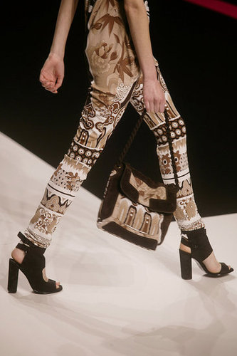 Paris Fashion Week: Leonard Spring 2010 Paris Fashion Week: Leonard Spring 2010