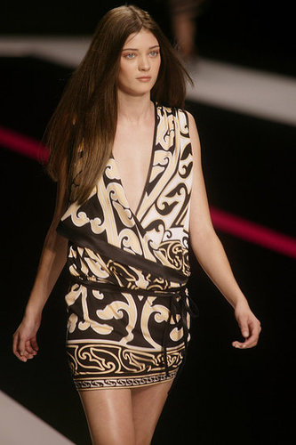 Paris Fashion Week: Leonard Spring 2010 Paris Fashion Week: Leonard Spring 2010