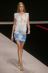 Paris Fashion Week: Leonard Spring 2010