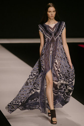 Paris Fashion Week: Leonard Spring 2010 Paris Fashion Week: Leonard Spring 2010