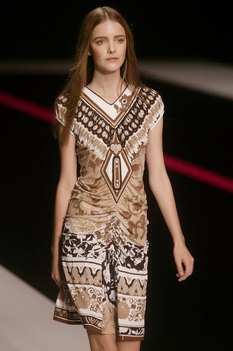 Paris Fashion Week: Leonard Spring 2010 Paris Fashion Week: Leonard Spring 2010