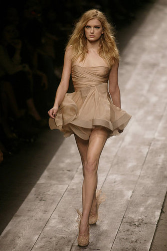 Paris Fashion Week: Valentino Spring 2010 Paris Fashion Week: Valentino Spring 2010
