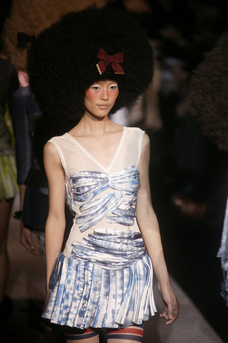 Paris Fashion Week: Louis Vuitton Spring 2010 Paris Fashion Week: Louis Vuitton Spring 2010