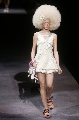 Paris Fashion Week: Louis Vuitton Spring 2010 Paris Fashion Week: Louis Vuitton Spring 2010