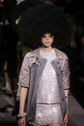 Paris Fashion Week: Louis Vuitton Spring 2010 Paris Fashion Week: Louis Vuitton Spring 2010