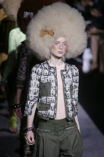 Paris Fashion Week: Louis Vuitton Spring 2010 Paris Fashion Week: Louis Vuitton Spring 2010