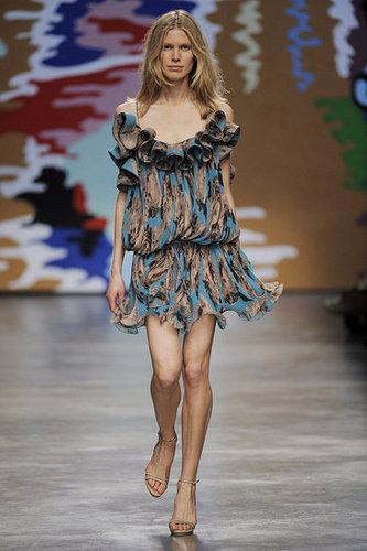 Paris Fashion Week: Stella McCartney Spring 2010 Paris Fashion Week: Stella McCartney Spring 2010