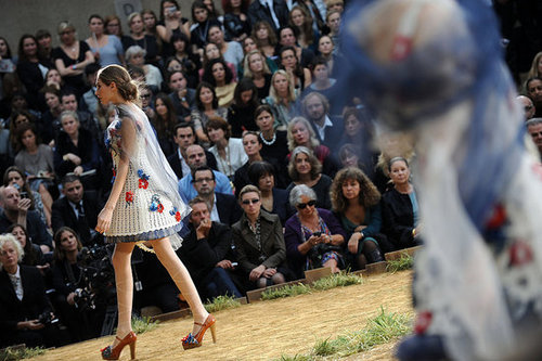Paris Fashion Week: Chanel Spring 2010 Paris Fashion Week: Chanel Spring 2010