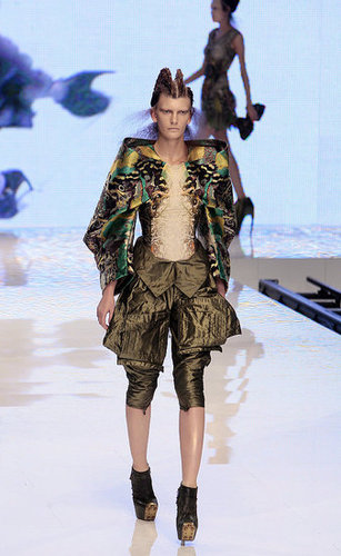 Paris Fashion Week: Alexander McQueen Spring 2010 Paris Fashion Week: Alexander McQueen Spring 2010