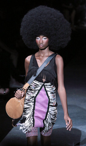 Paris Fashion Week: Louis Vuitton Spring 2010 Paris Fashion Week: Louis Vuitton Spring 2010