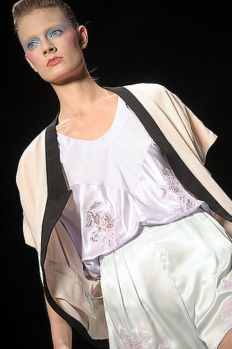 Viktor & Rolf spring 2010
Viktor & Rolf spring 2010