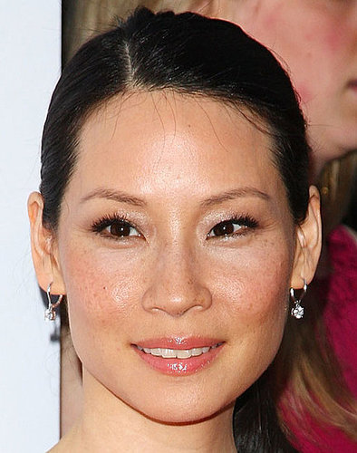 The Best Eyebrows For an Oval Face