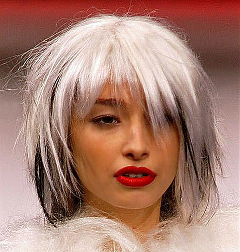 The Asymmetrical Cut/Color Combo The Asymmetrical Cut/Color Combo