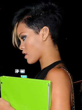 Rihanna's Blond-Streaked Bangs