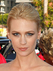 How To Get January Jones's 2009 Emmy Awards Makeup How To Get January Jones's 2009 Emmy Awards Makeup