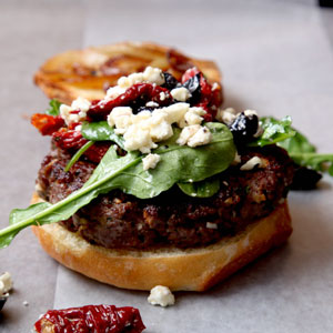 Yummy Links: From Lamb Burgers to Lemonade Cocktails