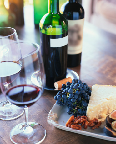 Latest Trend: Newspaper Wine Clubs