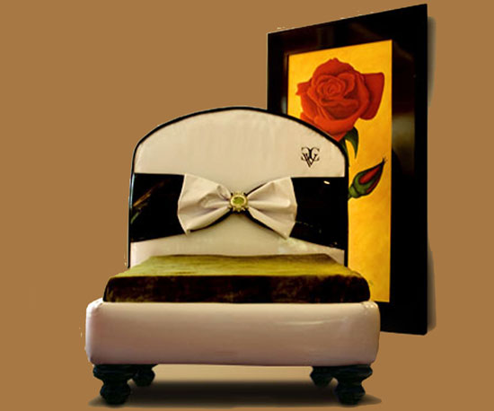 Fit For a King (or Queen): Chien Vivant Beds Fit For a King (or Queen): Chien Vivant Beds