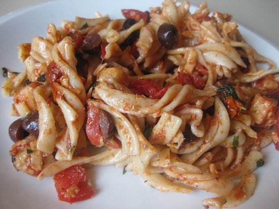 Sun-Dried Tomato Pasta Salad