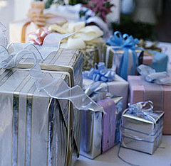 Should Couples Expect Wedding Gifts?