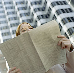 Do You Trust What Experts Say About the Economy?