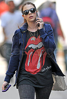 Michelle Trachtenberg Carries a Blackberry and a RAZR2