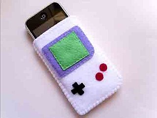 Felt Gameboy iPhone Case Is Retro Chic 