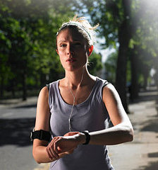 Marathon Runner Disqualified For Using MP3 Player During Race