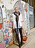 Look of the Day: Posing Pretty 