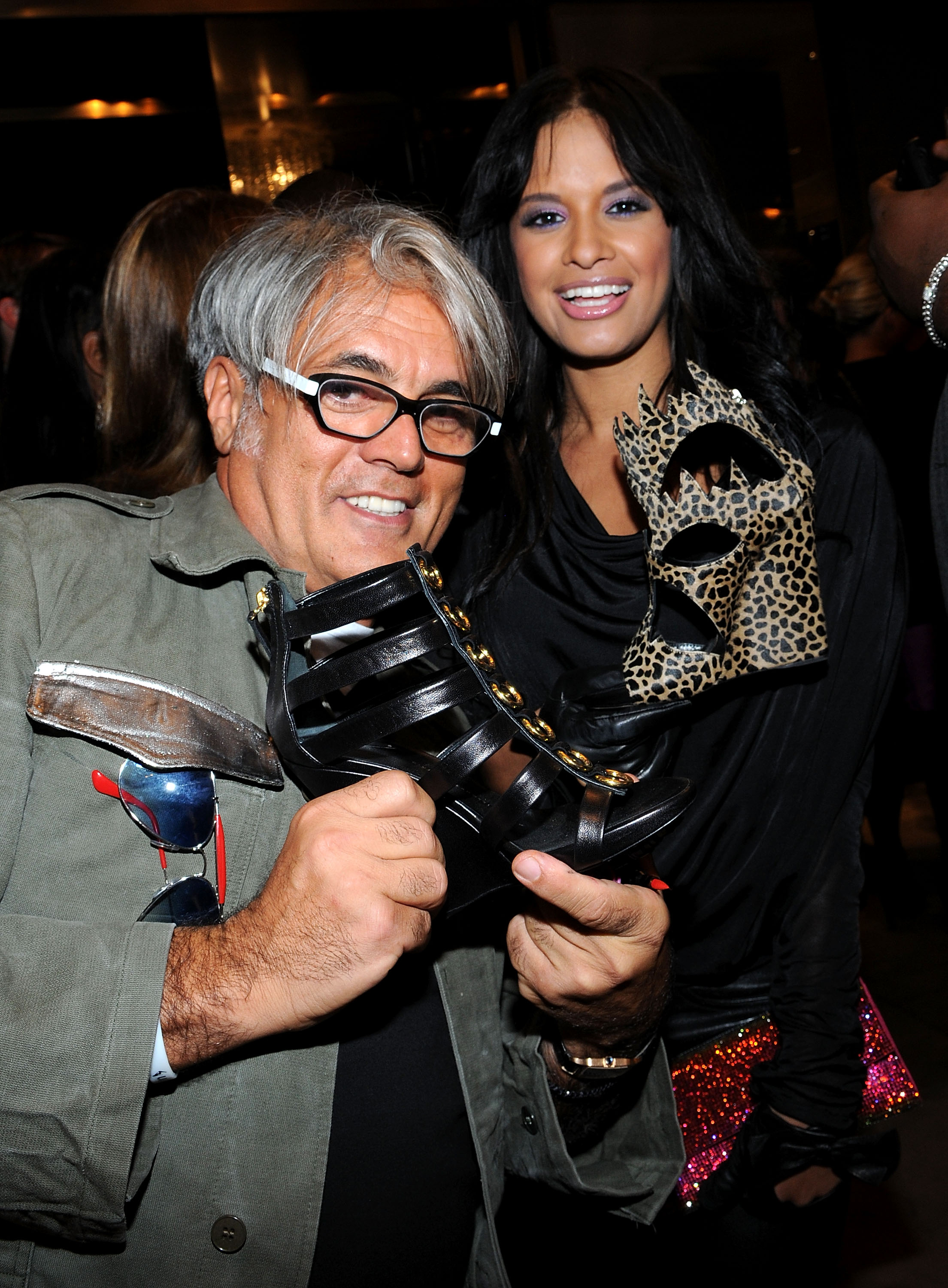 Giuseppe Zanotti having a blast Giuseppe Zanotti having a blast