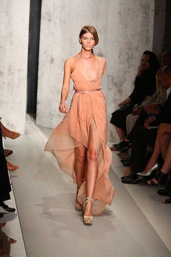 2010 Spring New York Fashion Week: Donna Karan Gallery 2010 Spring New York Fashion Week: Donna Karan Gallery