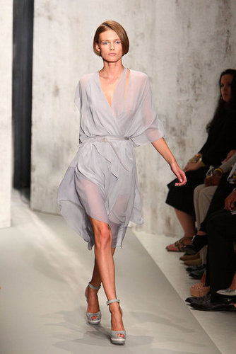 2010 Spring New York Fashion Week: Donna Karan Gallery 2010 Spring New York Fashion Week: Donna Karan Gallery
