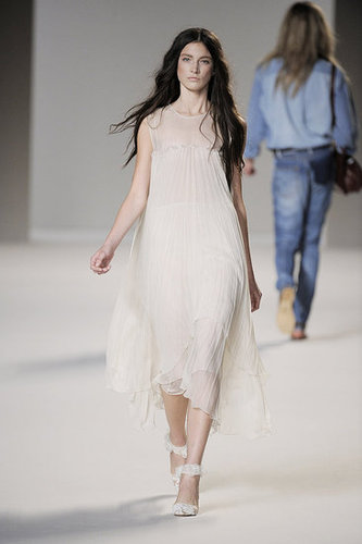 2010 Spring Paris Fashion Week: Chloé 2010 Spring Paris Fashion Week: Chloé