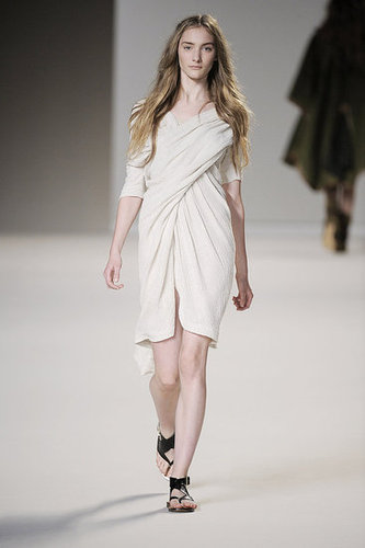 2010 Spring Paris Fashion Week: Chloé 2010 Spring Paris Fashion Week: Chloé