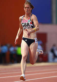 5 Reasons to Run on a Track