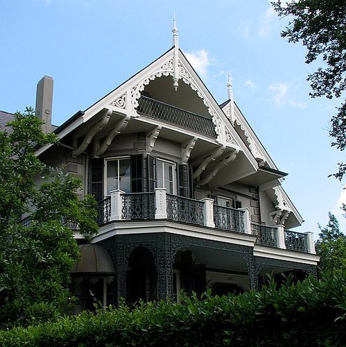 Sandra Bullock and Jesse James Buy a Historic New Orleans Victorian