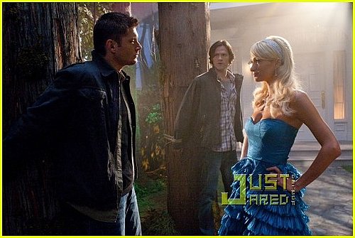 FIRST LOOK - Paris on Supernatural