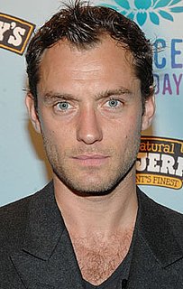 Sugar Bits — Jude Law Is A Father For The Fourth Time