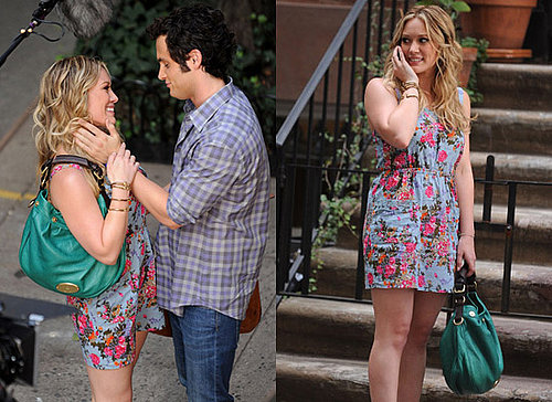 Hilary Duff on Gossip Girl Set with Green Mulberry Hobo Handbag