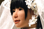 Très Bizarre: Robot Model Walks Japanese Fashion Show Très Bizarre: Robot Model Walks Japanese Fashion Show